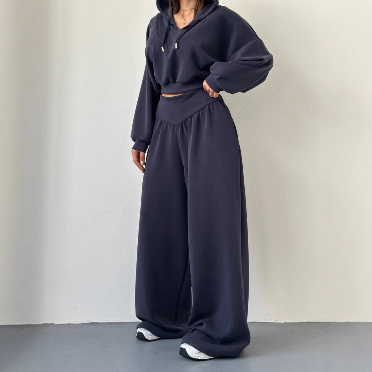 🔥Women Oversized Hoodie & V‑Shaped Waist Wide Leg Pants 2‑Piece Set🔥